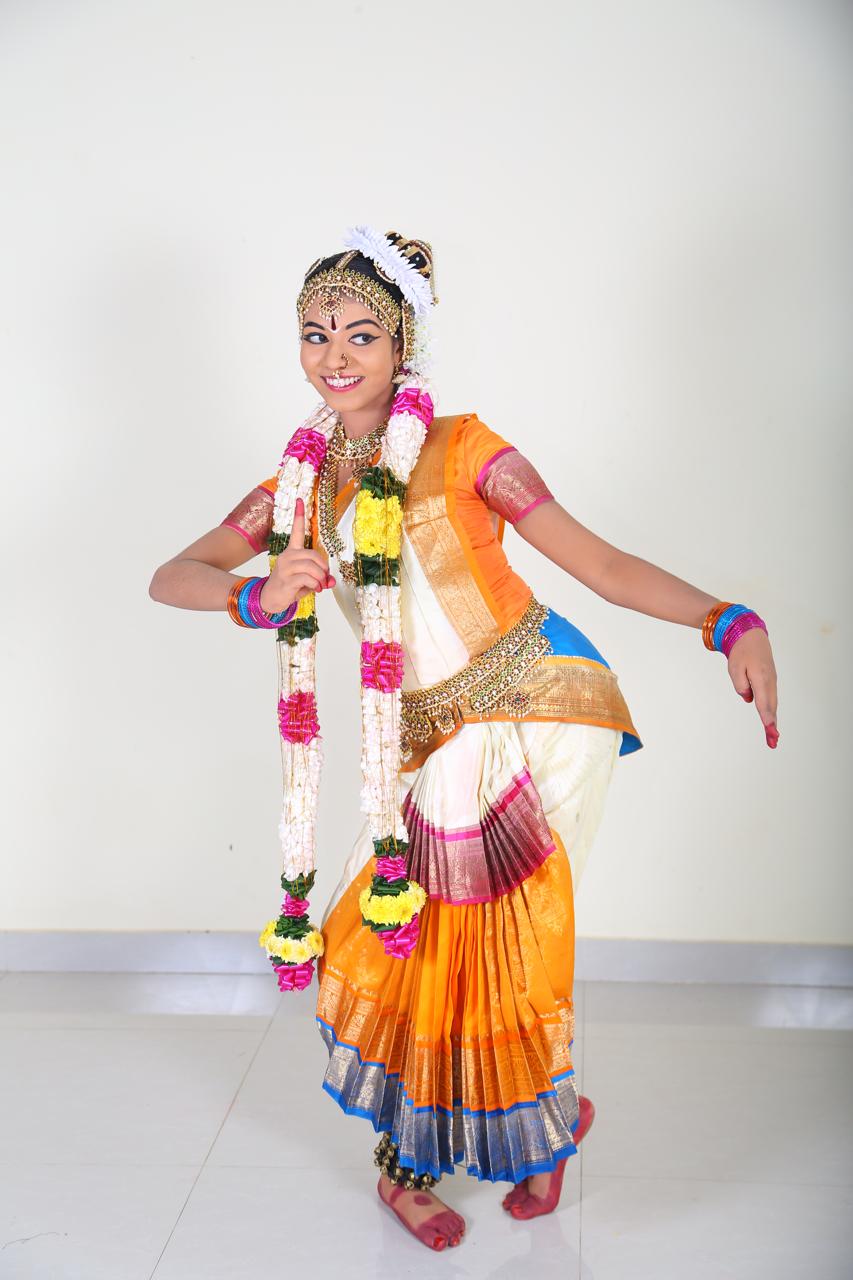 Student dancer 8
